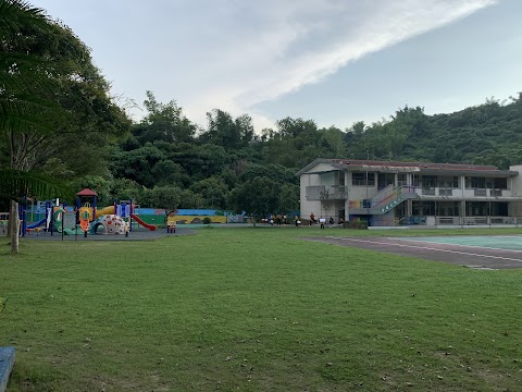 臺中市霧峰區峰谷國民小學