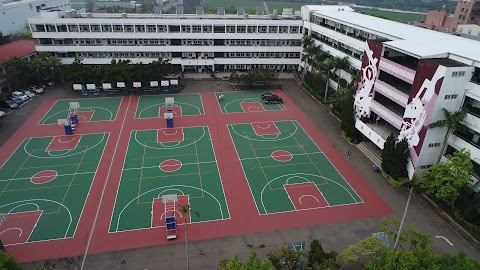 苗栗縣私立君毅高級中學