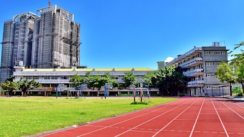 高雄市立鳳山國民中學