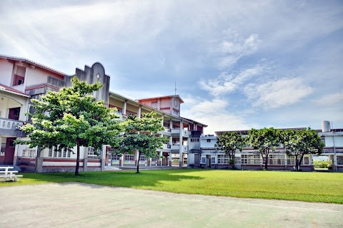 屏東縣里港鄉塔樓國民小學