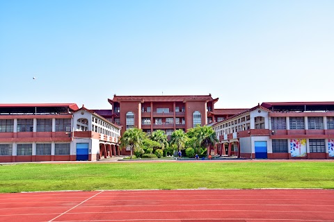 高雄市岡山區後紅國民小學