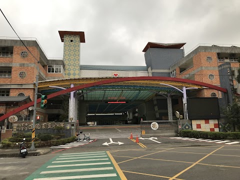 桃園市桃園區建德國民小學