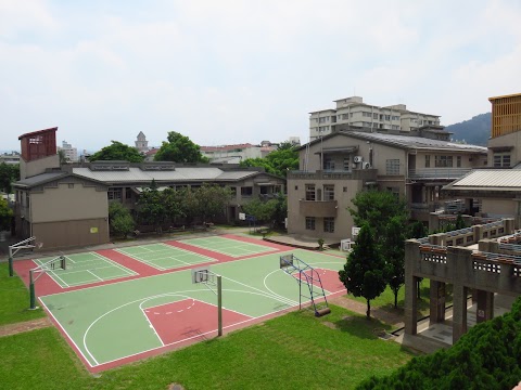 南投縣草屯鎮富功國民小學