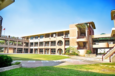 高雄市橋頭區五林國民小學