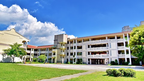 高雄市立大灣國民中學