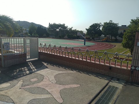 苗栗縣苑裡鎮林森國民小學