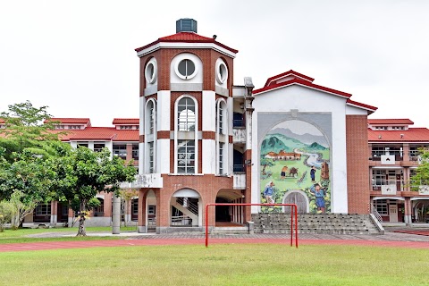 高雄市立南隆國民中學
