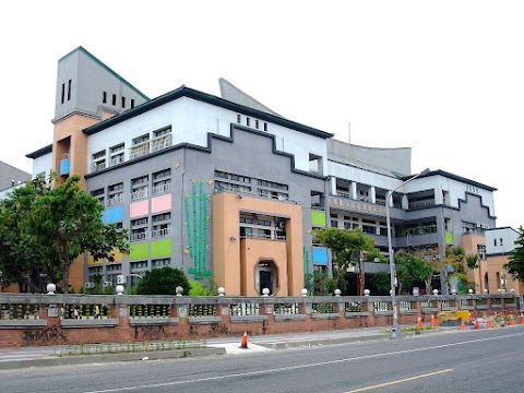 高雄市鳳山區瑞興國民小學