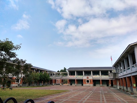 南投縣鹿谷鄉文昌國民小學