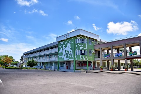 臺南市立仁德國民中學