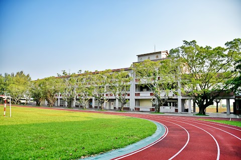 臺南市西港區成功國民小學