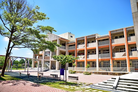 臺南市安南區青草國民小學