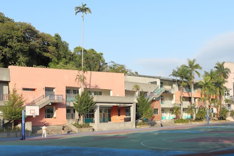 新竹縣芎林鄉芎林國民小學