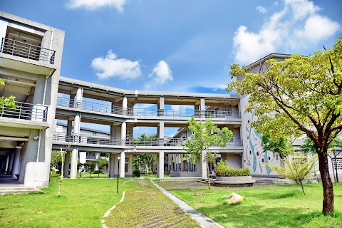 高雄市立前峰國民中學