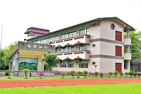 高雄市美濃區東門國民小學