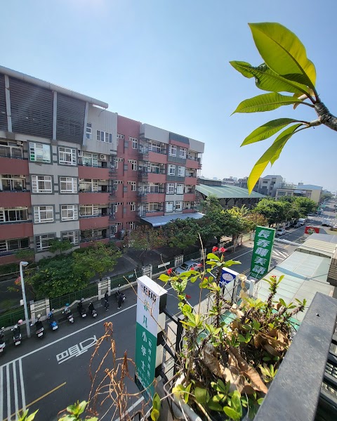 臺南市北區文元國民小學