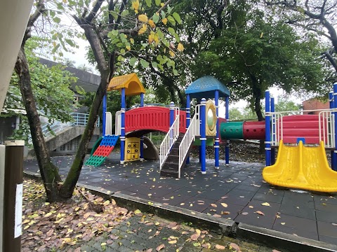 宜蘭縣宜蘭市中山國民小學